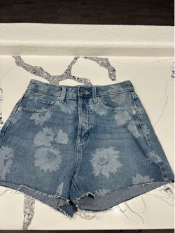 Wild fable super high rise shorts size 2