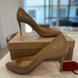 Women's Christian Louboutin Nude Heels