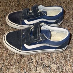 Kids Size 2.5 Vans 