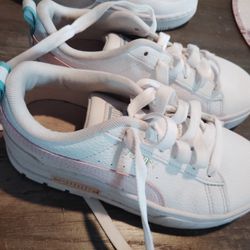 Girls Puma Size 2 