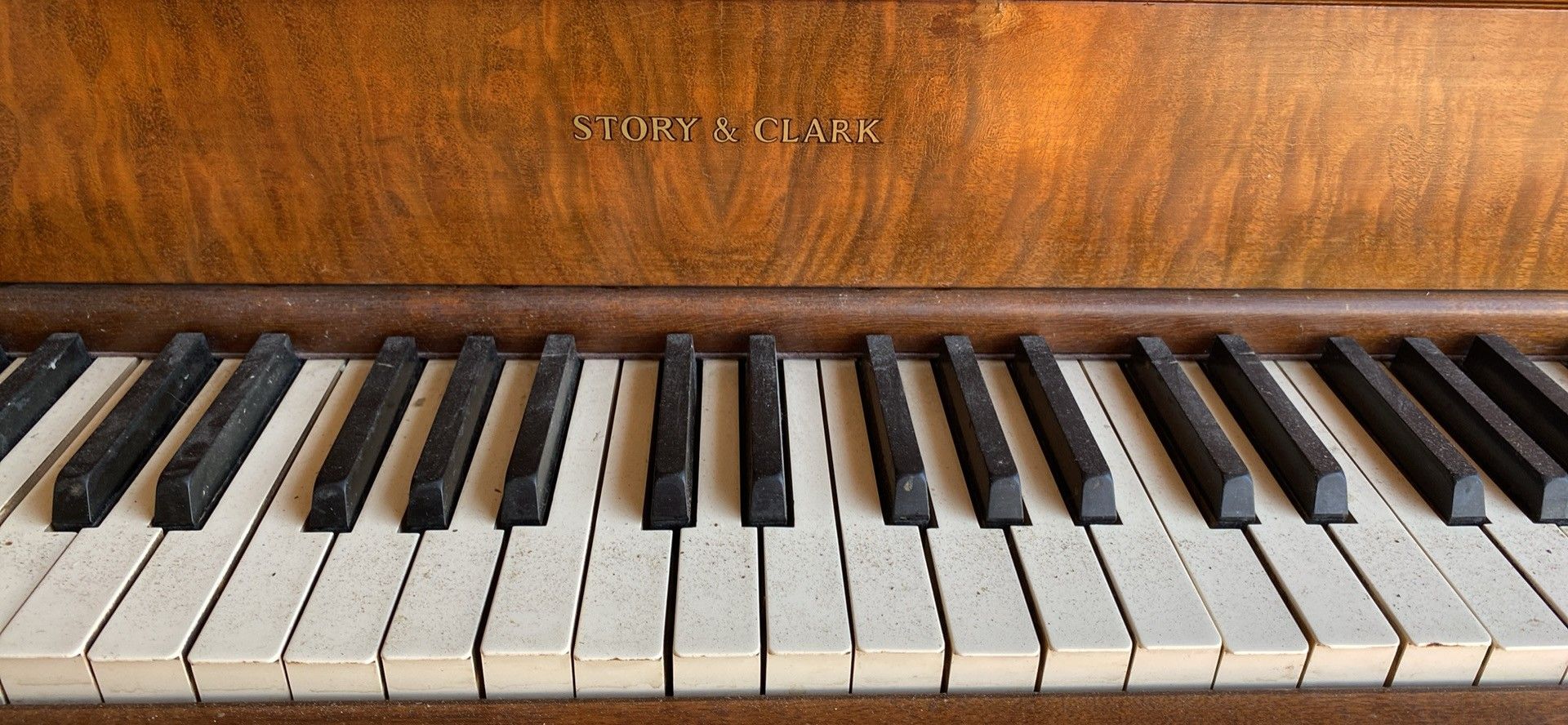 Pianists Special! This Spinet Piano Needs Some Love