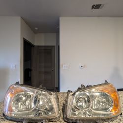 2009 TOYOTA RAV4 OEM HEADLIGHTS 