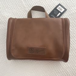 Penguin Travel Kit