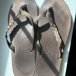 Women’s Rainbow Sandals 