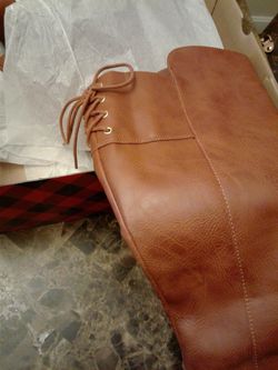 New women boots 8.5