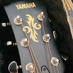 Yamaha Electric Acoustic Guitar 