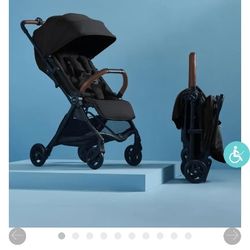 Silver Cross jet 5: Black Foldable Travel Stroller