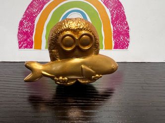 GOLD MINION 2 x 3 INCH FROM MCDONALDS