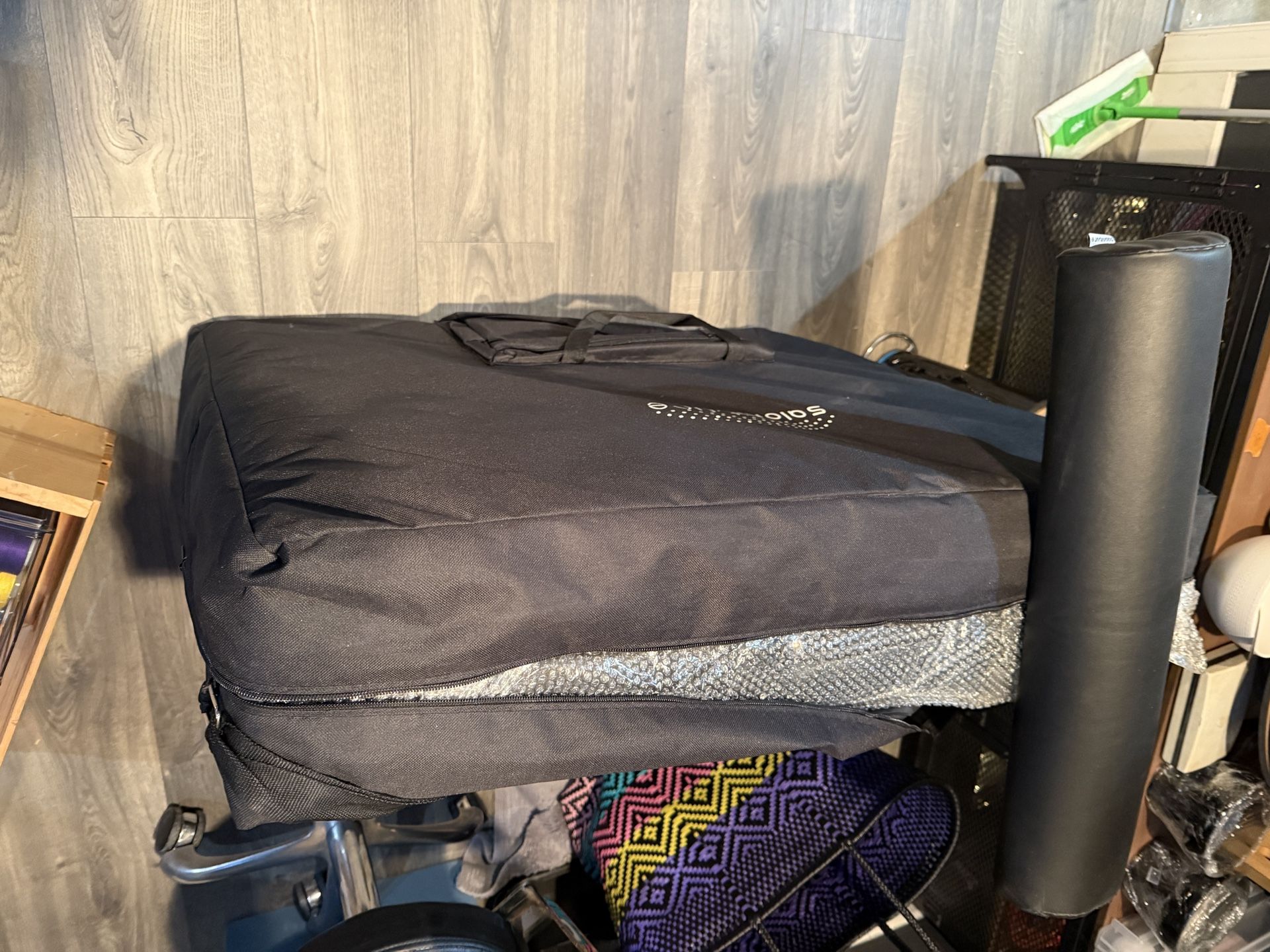 BRAND NEW tattooing Bed