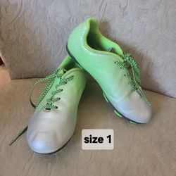 Kids Soccer Cleats Size 1 Green White