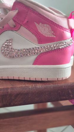 PINK JORDANS Y2