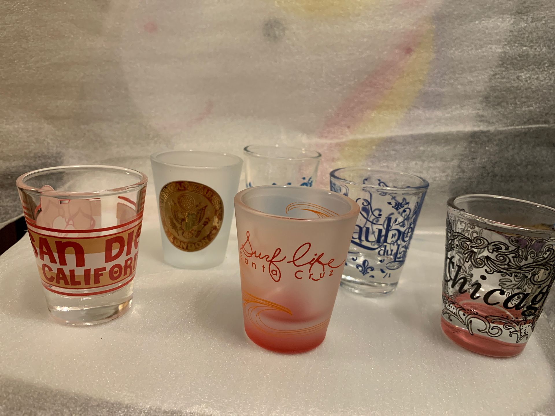 Collectible Shot Glasses/ SAN DiEGo CALIFORNIA/SURF CITY/CHICAGO/TROPICCANA LAS VEGAS/LAUBERGE/ du LAC/CHICAGO/AMERICAN EMBASSY LONDON ~ 6 CUPS for