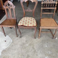 Center Antique Chair
