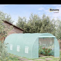 Walk-In Tunnel Greenhouse