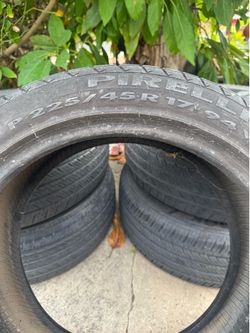 225/45r17 Pirelli tire