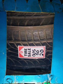 TIRE 305 50 20 ELMOFLES