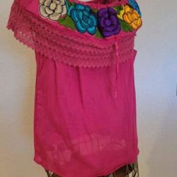 New Artesanal Blouse Sz Small