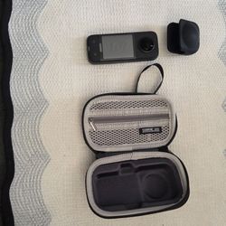 Insta360 X3  ACTION  CAMERA
