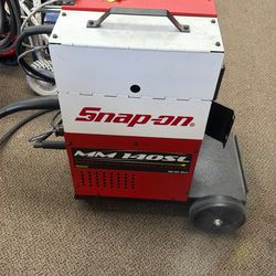 Snap On MM140SL Muscle MIG Wire Feed Welder GP3094616