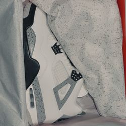 Jordan 4 Retro White Cement Size 10.5 Men 
