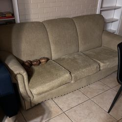 Couch & Coffee Table 