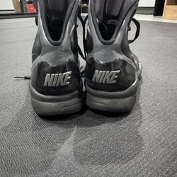 Nike Hyperdunk Women’s Size 9