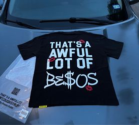 awful lot of besos T-Shirt