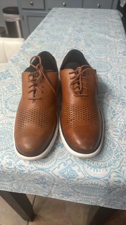 Men’s Comfy Shoes Size 10