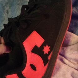 Red bottom DC's