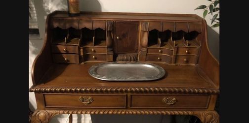 Vintage Wood Desk With Hoofs