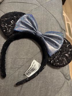 Disney Parks Minnie Sequin Shimmer With Blue Bow