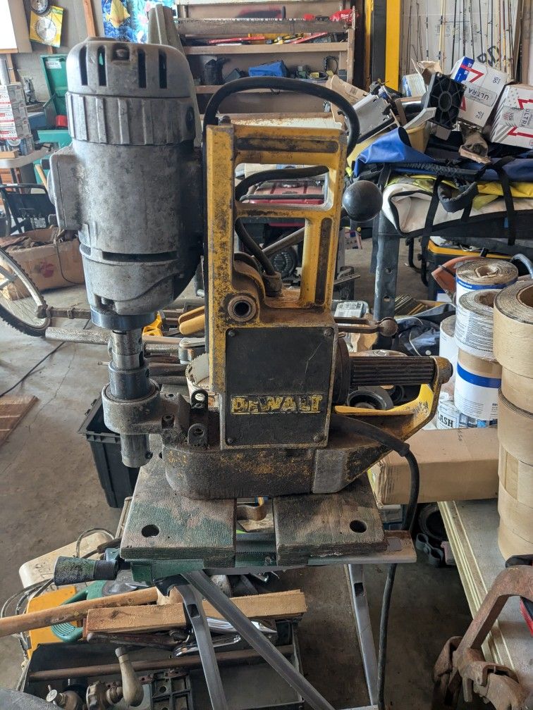 Dewalt Mag Drill