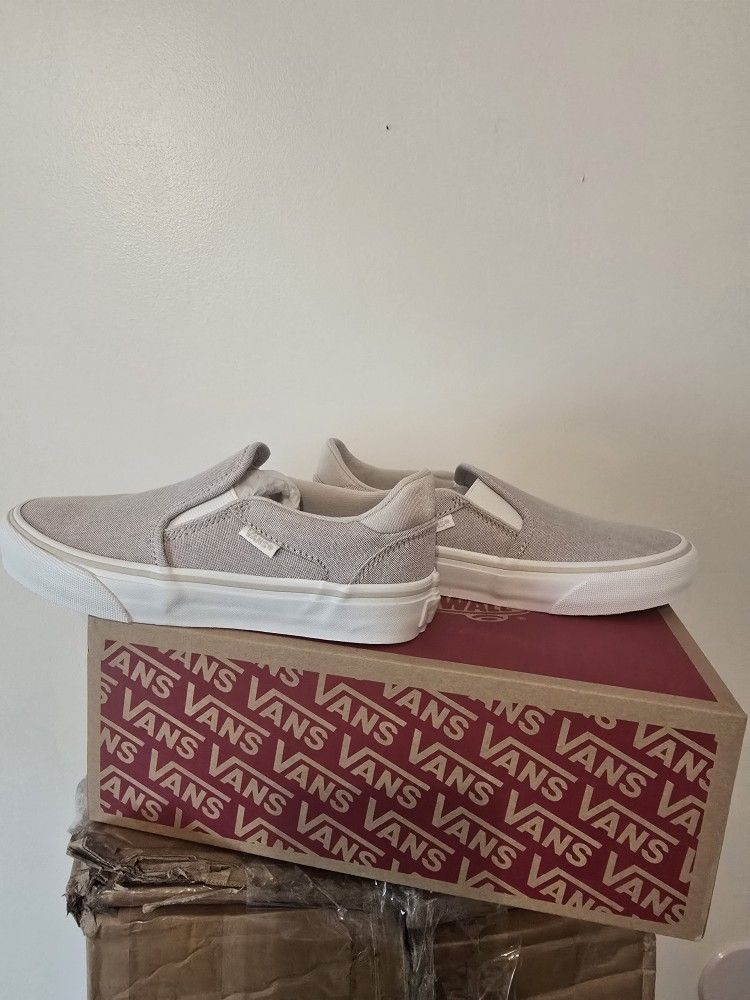 Vans Asher Deluxe Comfort Slip ons Womens size 6