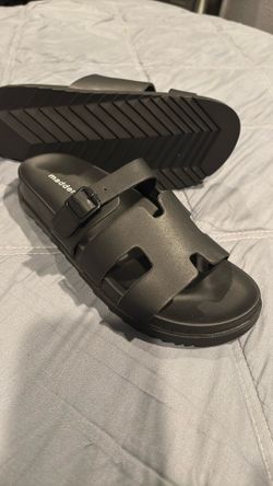 New Black Sandles Size 7