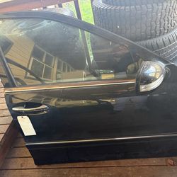 2005 C240 driver side door