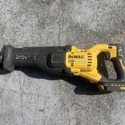 Dewalt Saw