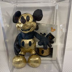 Disney Mickey Mouse 90th Anniversary Memories August Plush Pin And Mug Limited Release 