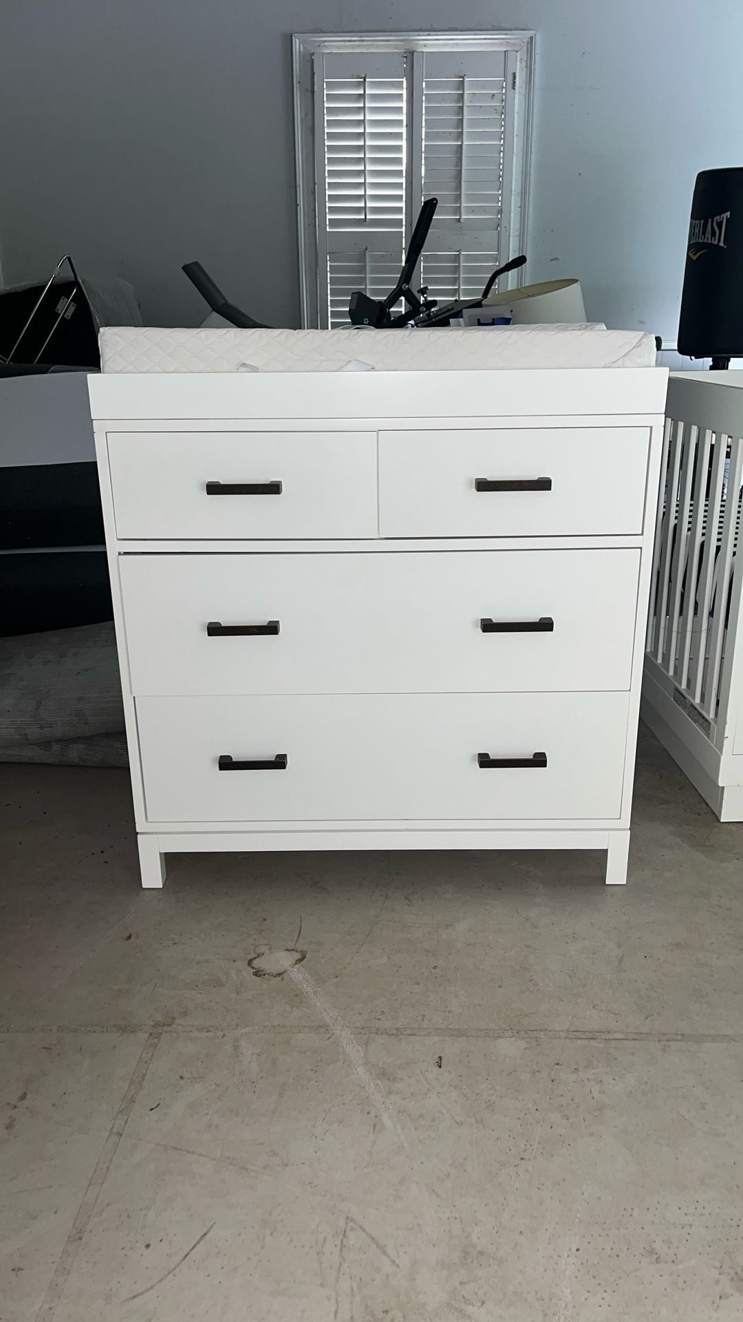 Baby Changing Table And Dresser