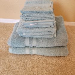 Bathroom Towel Set