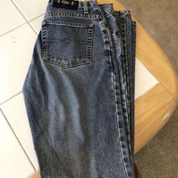 $1 Women’s Blue Jeans Size 7