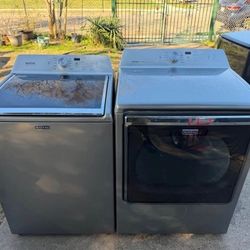 Maytag Xl Washer And Dryer  Electric Matching Set 