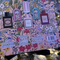 Women Floral Perfume Gift Set Amazing,Retail $250