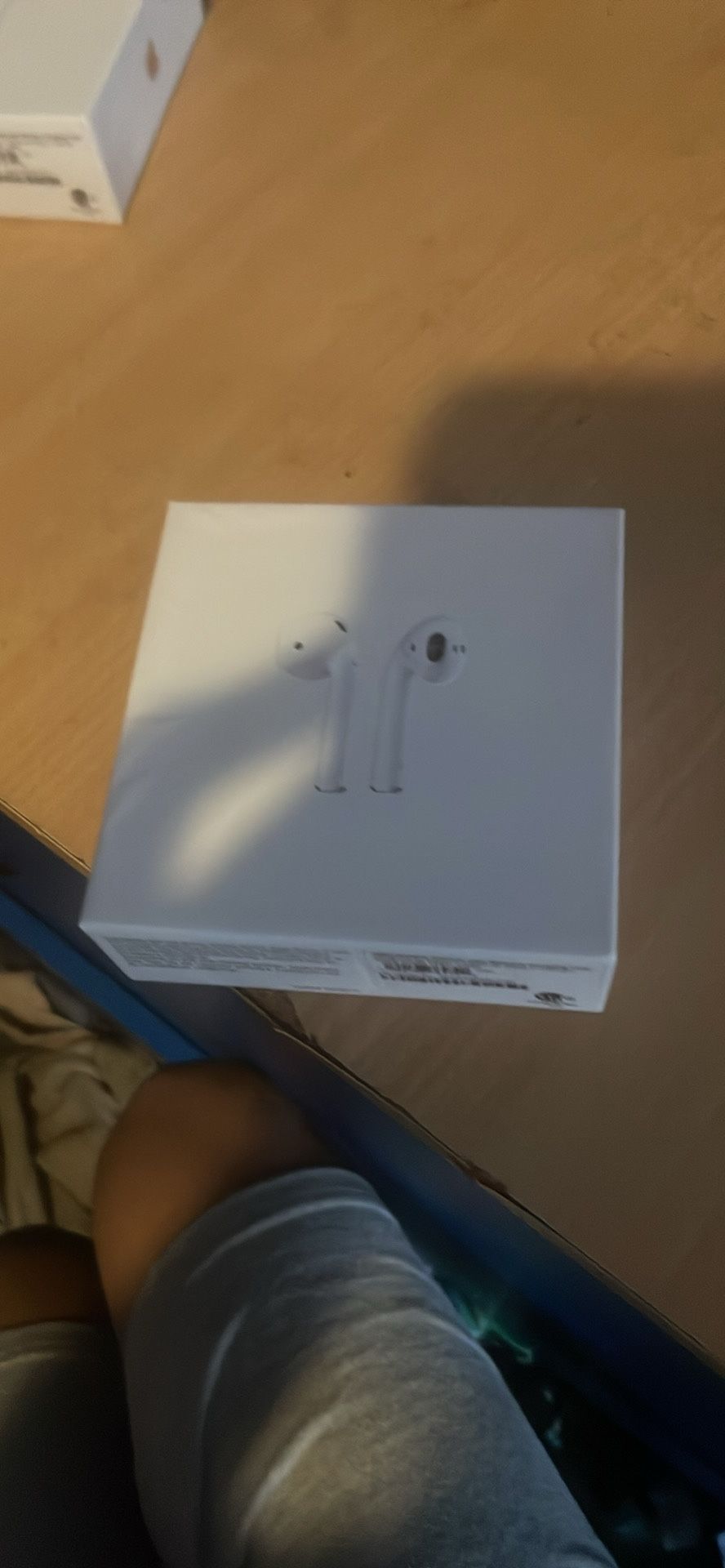 Apple AirPods with Case - Works Perfectly