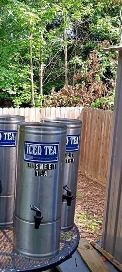 ICE TEA DISPENSERS (2)