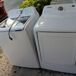 Samsung Set Electric Like New With Warranty 