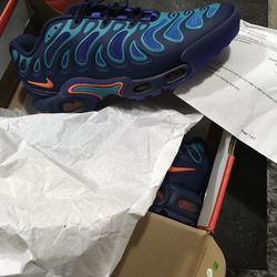 Nike Air Max Size 9.5