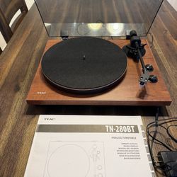 The TEAC TN-280BT Turntable with Bluetooth