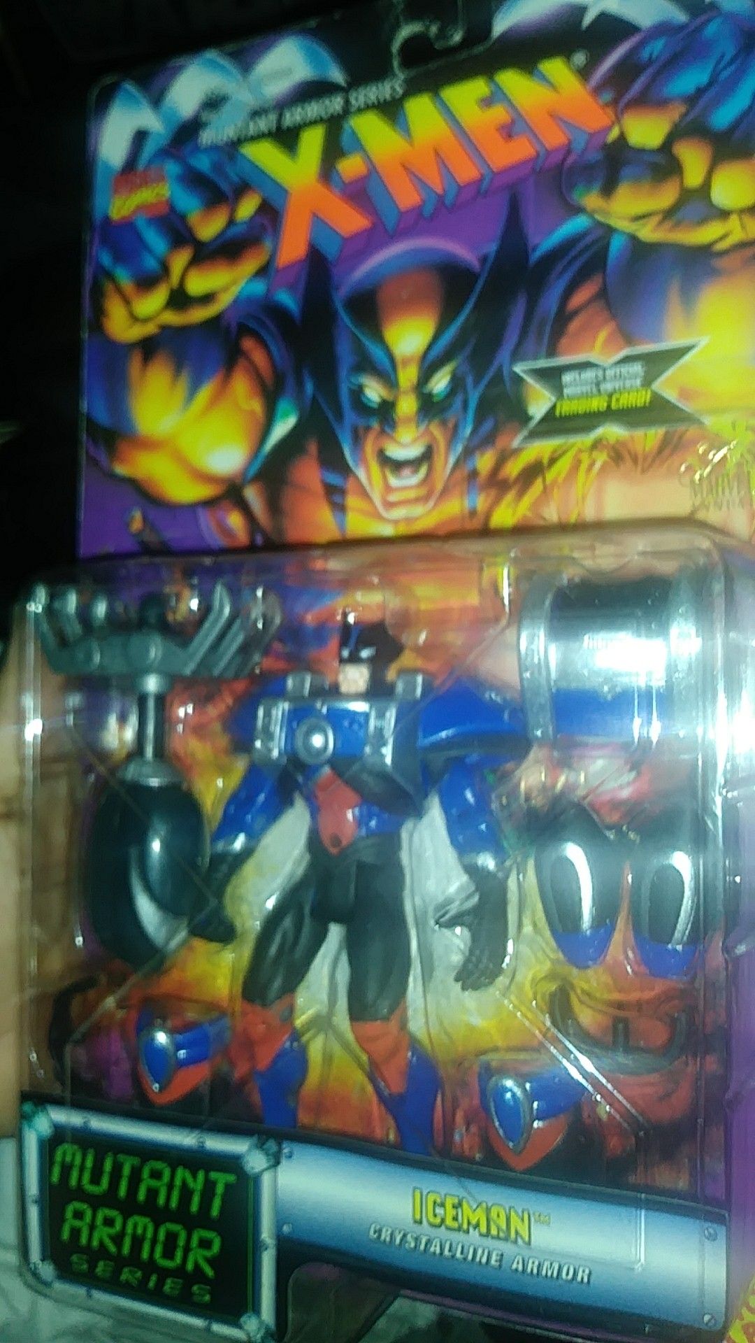 Battle Amor Wolverine