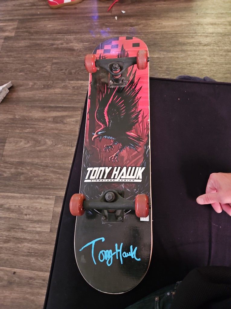 Tony HAWK SIGNATURE SERIES
