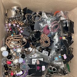 Box of earrings & bracelets